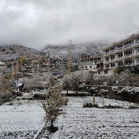 Hilltop Hotel, Hunza Karimabad  Luaran gambar