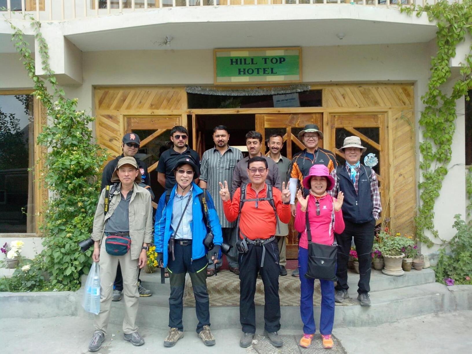 Hilltop Hotel, Hunza Karimabad  Luaran gambar