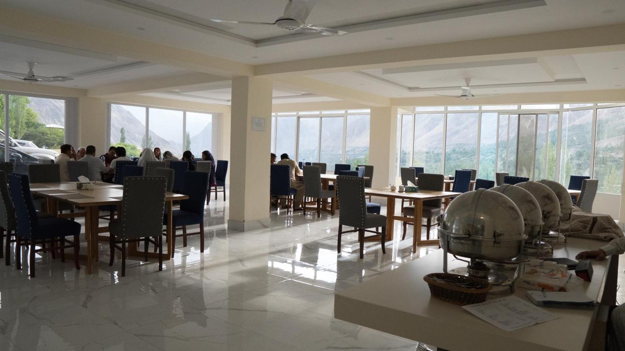 Hilltop Hotel, Hunza Karimabad  Luaran gambar